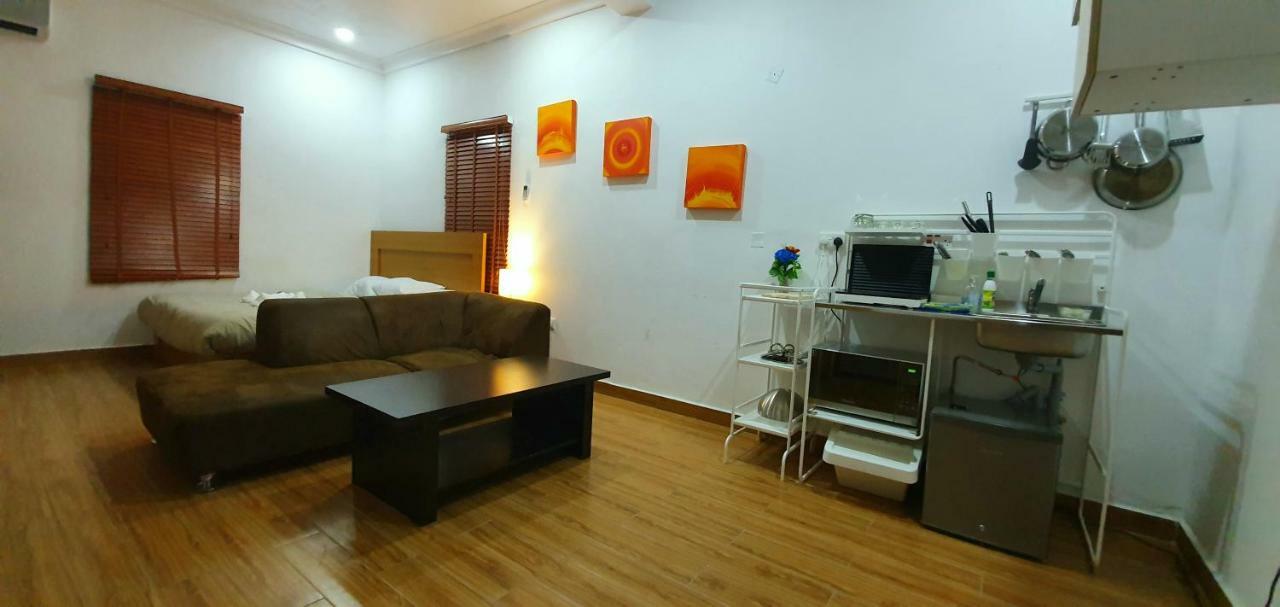 Taverna Lounge & Boutique Hotel Port Harcourt Exterior foto